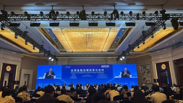 https://assets.wanlianyida.com/industry-uniapp/web/static/image-default.BtYt8t8Z.png