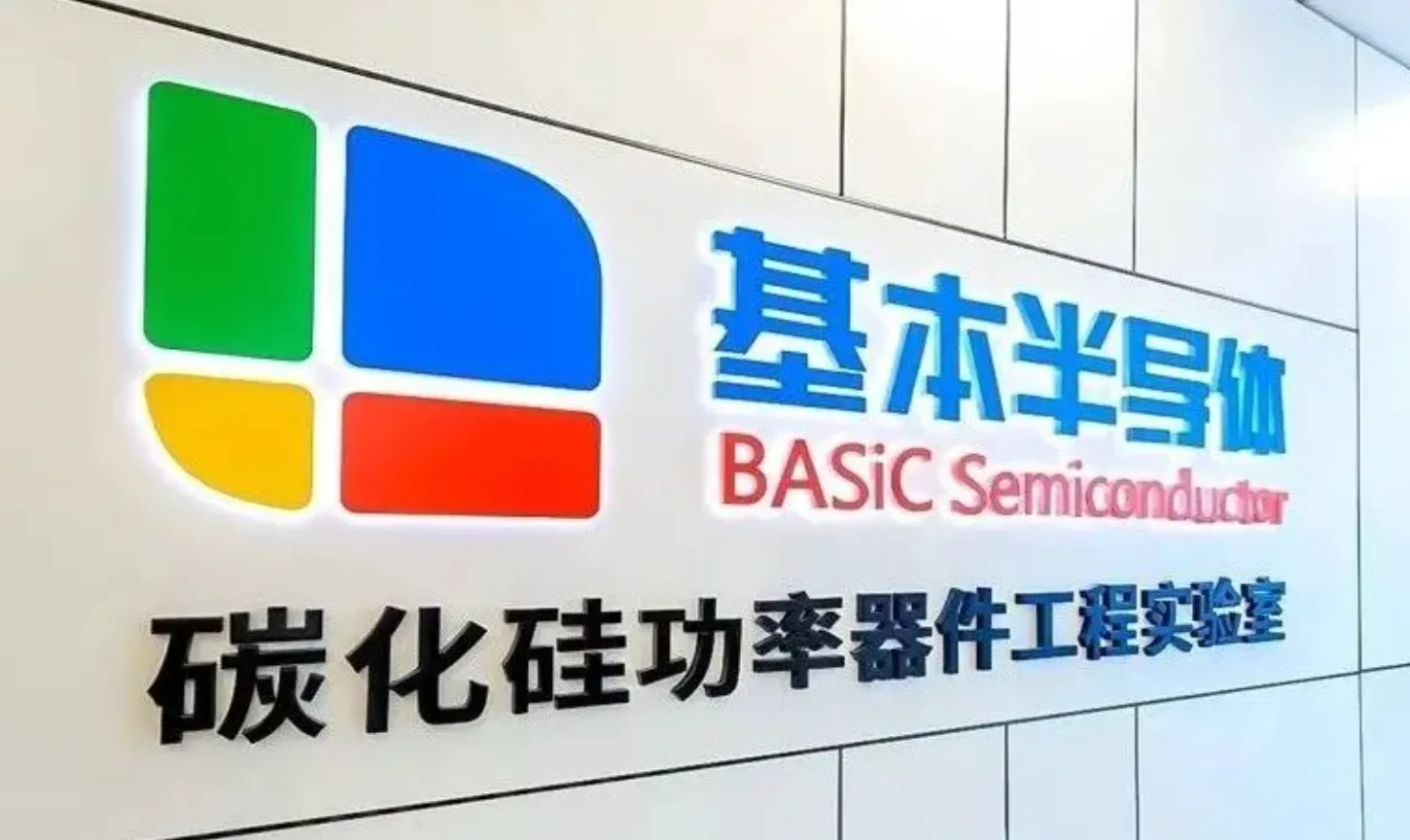 https://assets.wanlianyida.com/industry-uniapp/web/static/image-default.BtYt8t8Z.png