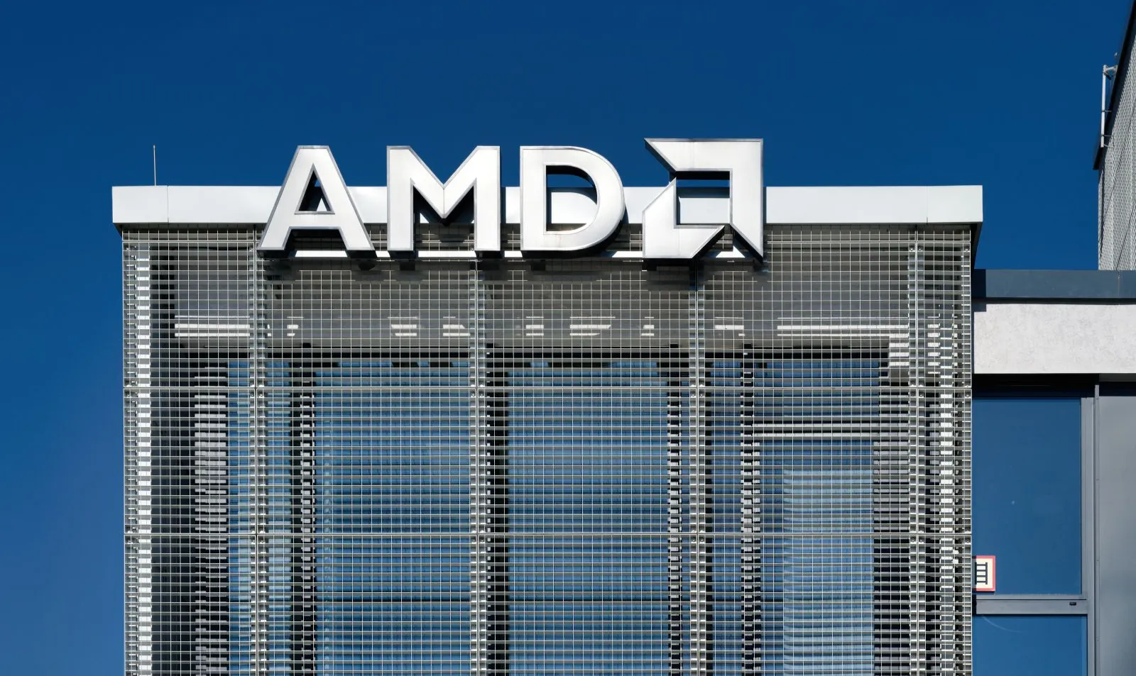 https://assets.wanlianyida.com/industry-uniapp/web/static/image-default.BtYt8t8Z.png