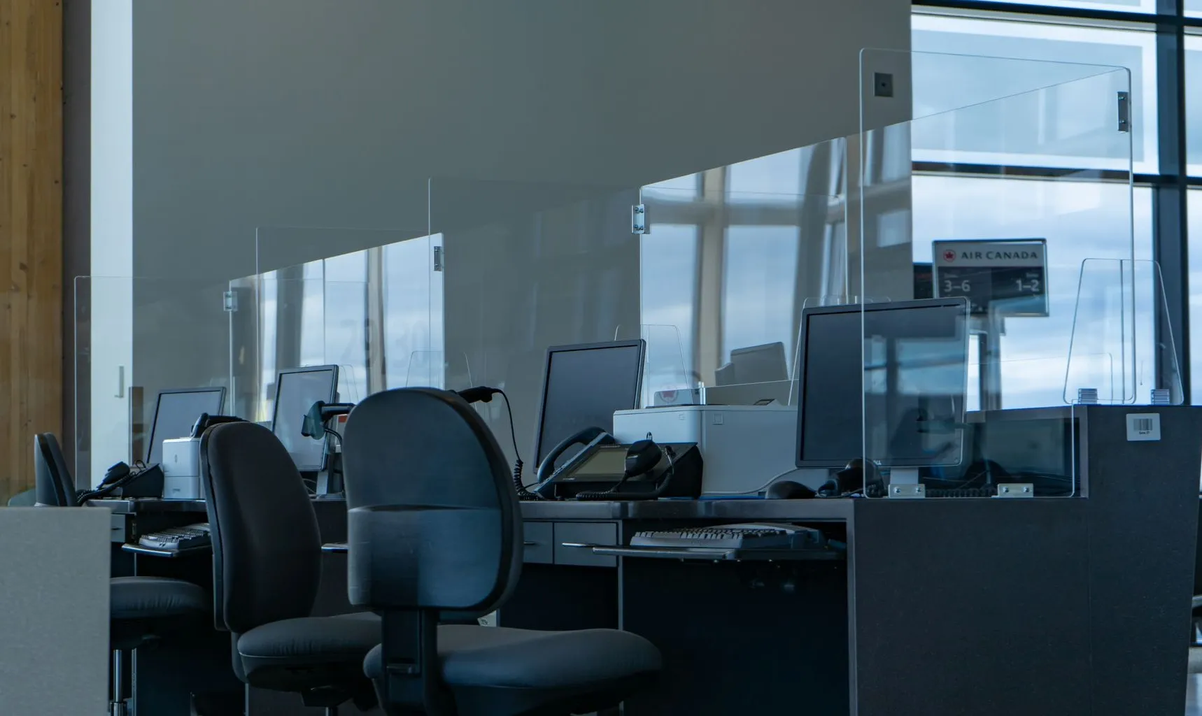 https://assets.wanlianyida.com/industry-uniapp/web/static/image-default.BtYt8t8Z.png
