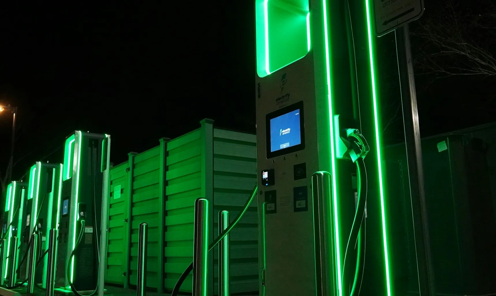 https://assets.wanlianyida.com/industry-uniapp/web/static/image-default.BtYt8t8Z.png