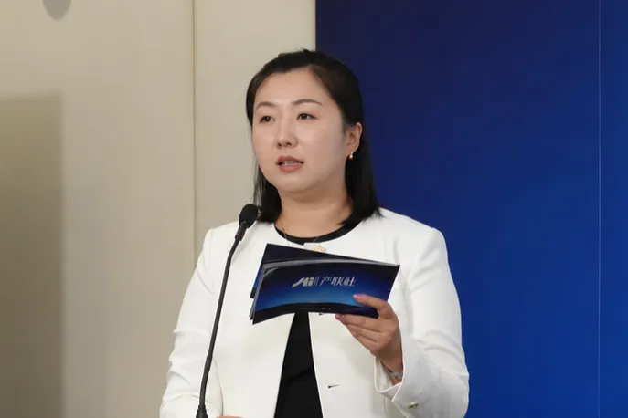https://assets.wanlianyida.com/industry-uniapp/web/static/image-default.BtYt8t8Z.png